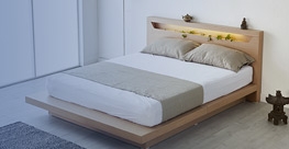 Postelje in posteljni okvirji 