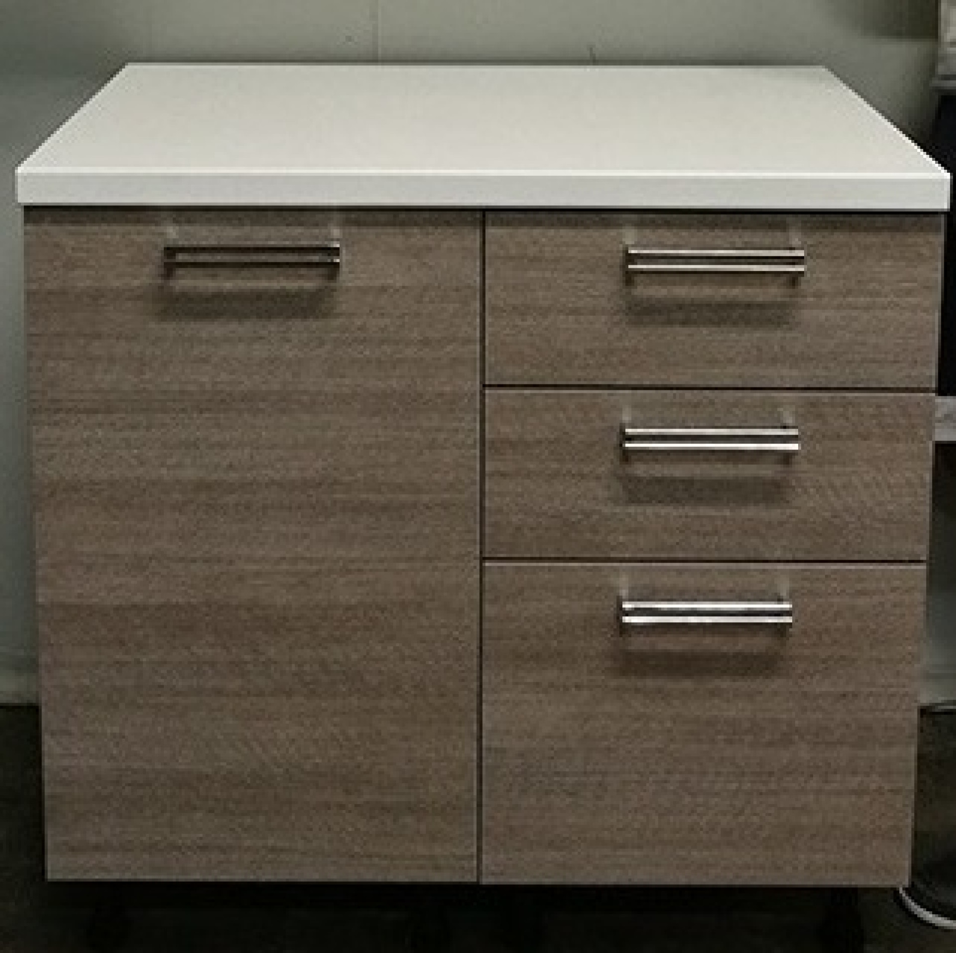 Spodnja omarica s predali kuhinje Unica CAPRI - RAZSTAVNI EKSPONAT