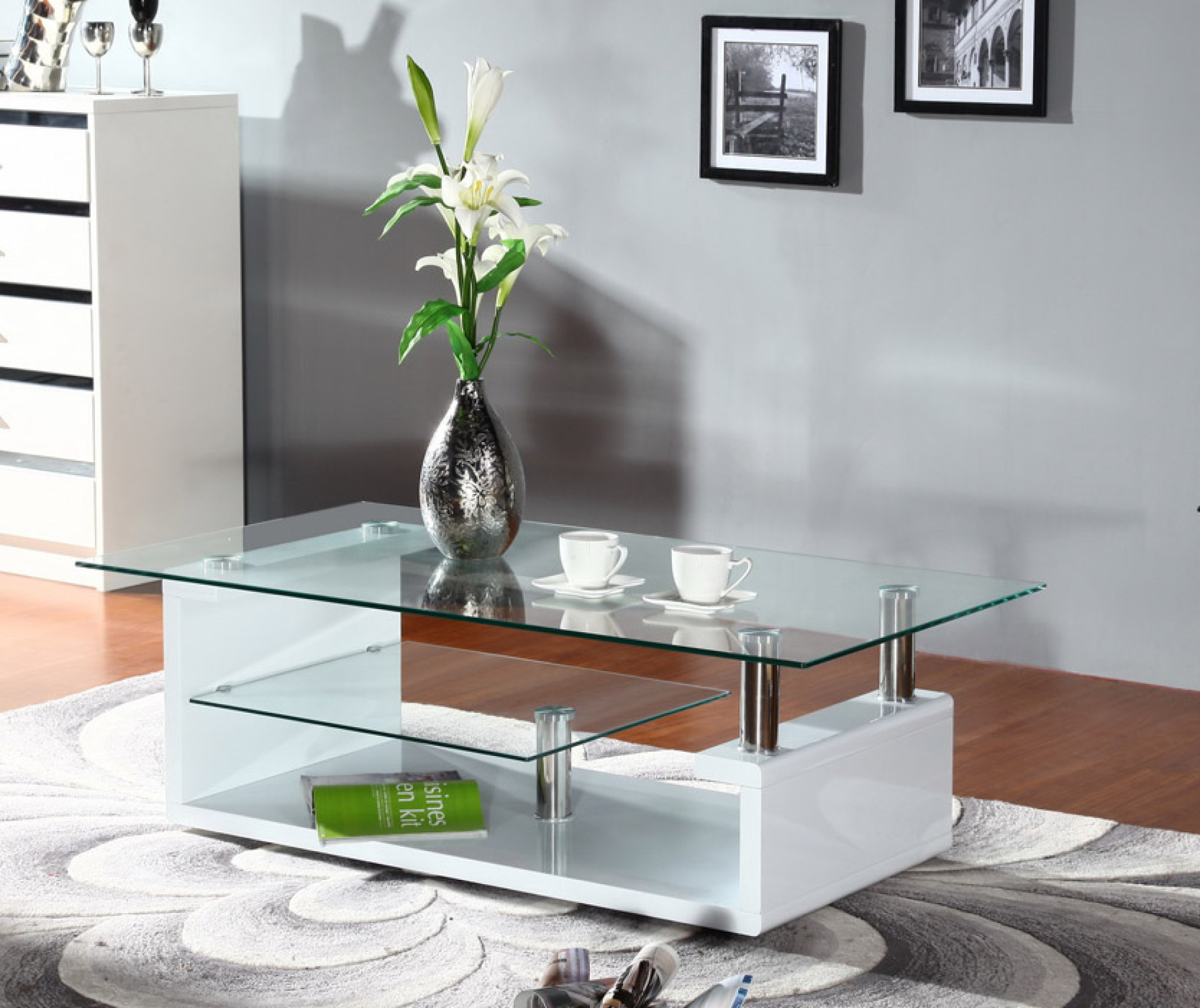 Klubska mizica Inaya