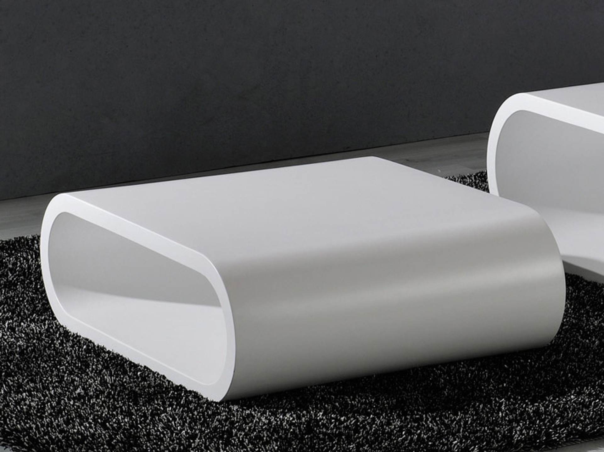 Klubska mizica Train Small