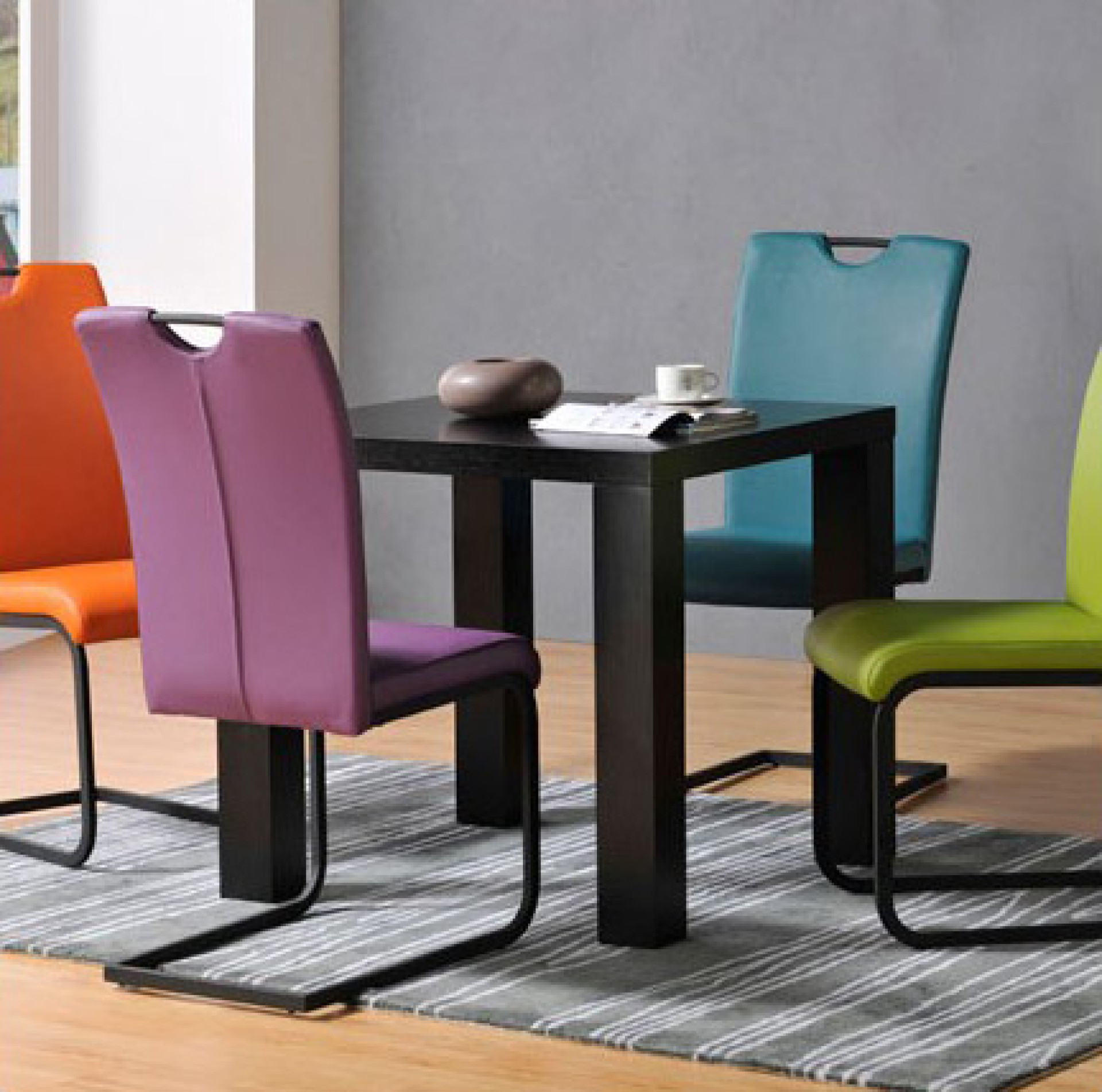 Jedilna miza Metropolitan 80x80 cm - ZADNJI KOS (wenge)