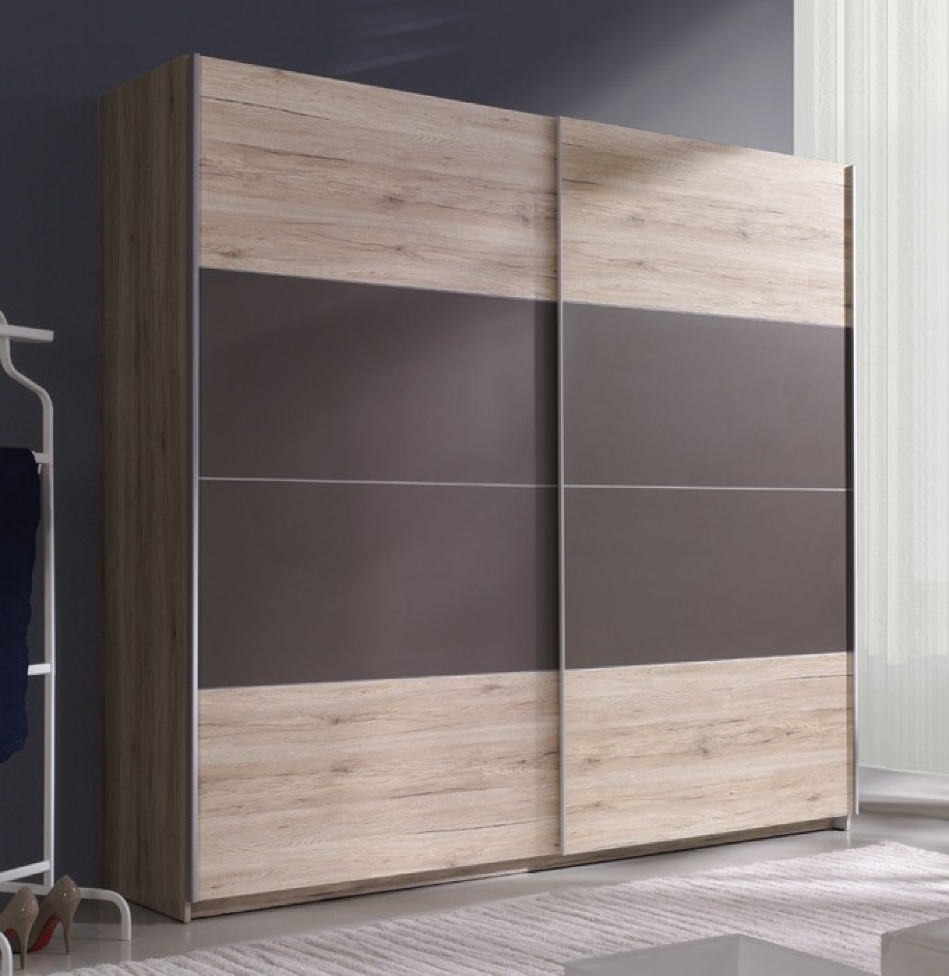 Garderobna omara z drsnimi vrati Beta (svetla San Remo-rjava)-220 - AKCIJA