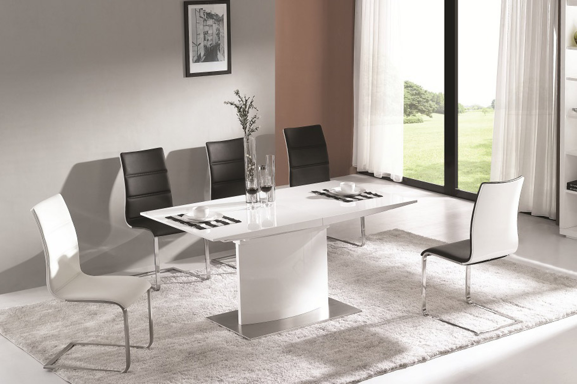 Raztegljiva jedilna miza Marcello (visoki sijaj)